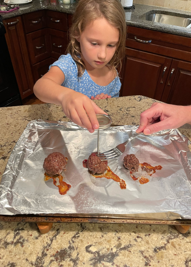 Chal-Brit 4-H Club An experiment with meatballs to see how important it is to use a thermometer