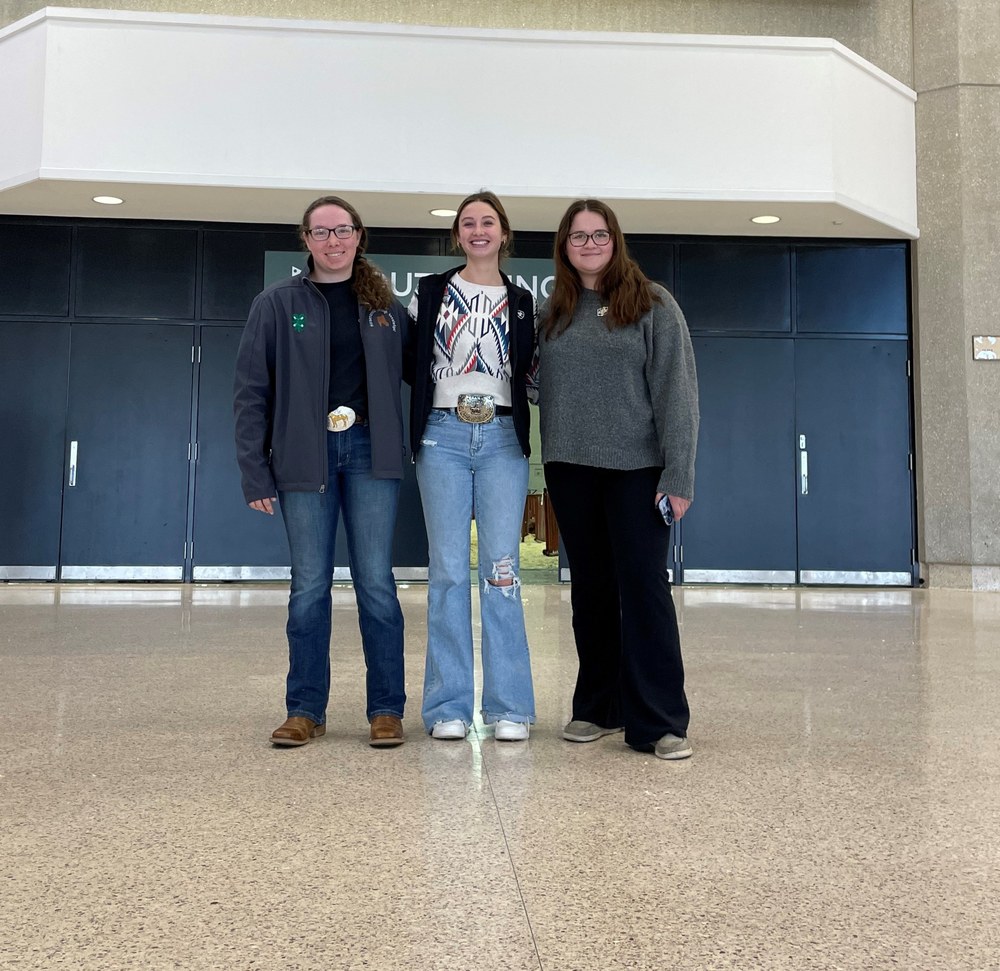 Pennsylvania 4-H'ers Compete in Eastern National 4-H Horse Roundup Rachel Bohr, Ciera Wolff, and Madeline Ingraham